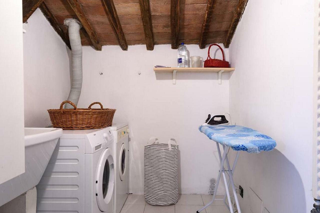 Penthouse In Siena Near Piazza Del Campoアパートメント エクステリア 写真